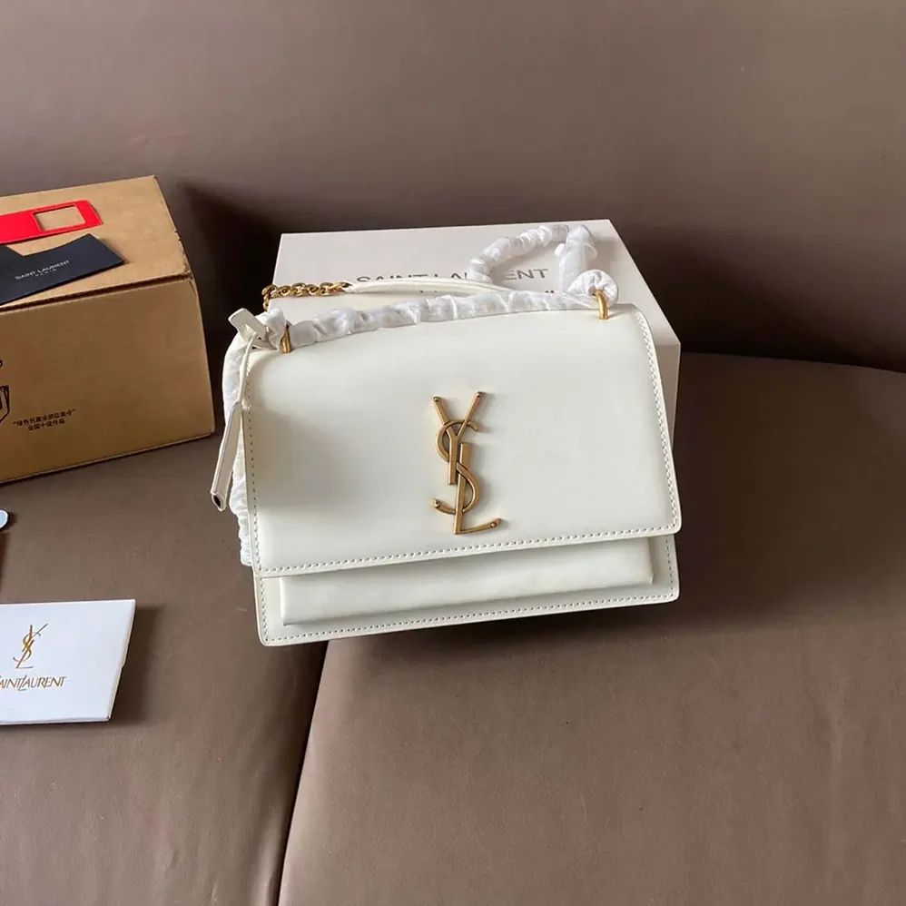 Saint Laurent YSL Sunset Medium in Smooth Leather for Women in White Saint Laurent YSL Sunset Medium in Smooth Leather for Women in White