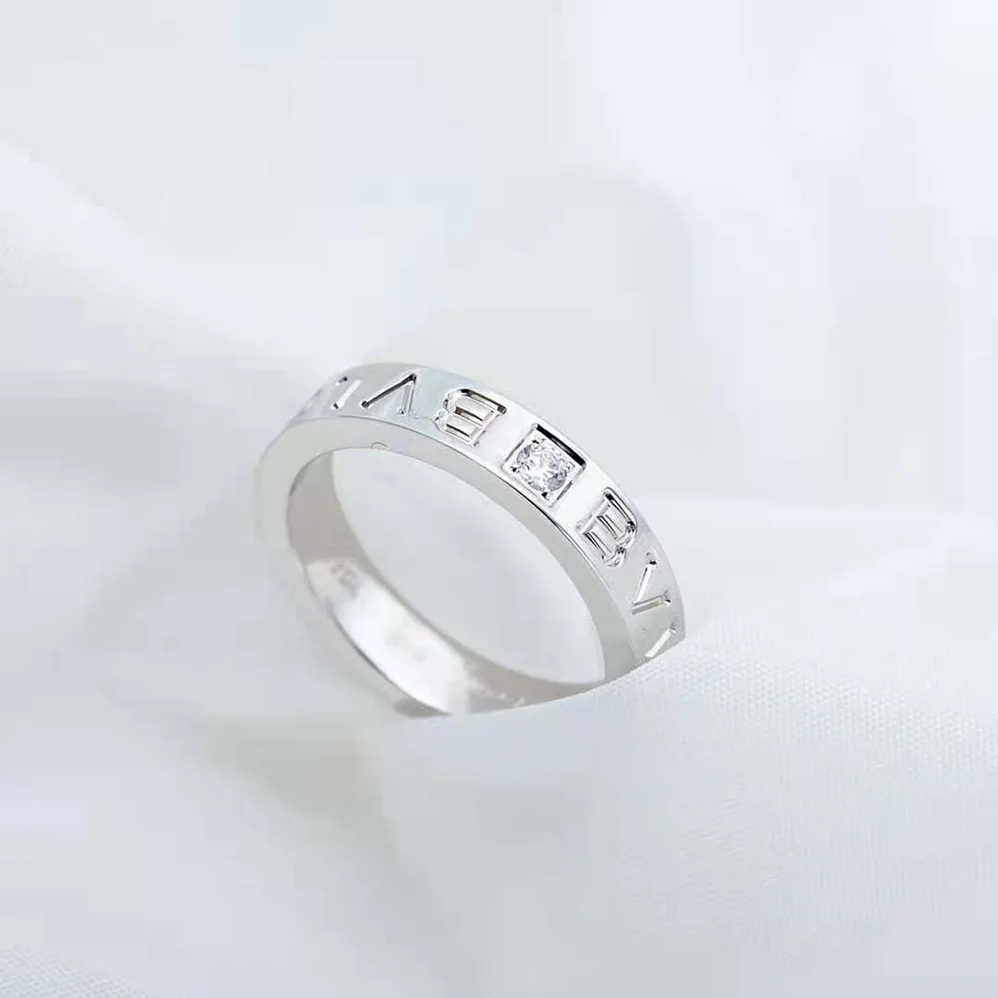 Bvlgari Bvlgari Bvlgari Ring 18 KT Rose Gold Ring with Diamond for Women in Silver Bvlgari Bvlgari Bvlgari Ring 18 KT Rose Gold Ring with Diamond for Women in Silver