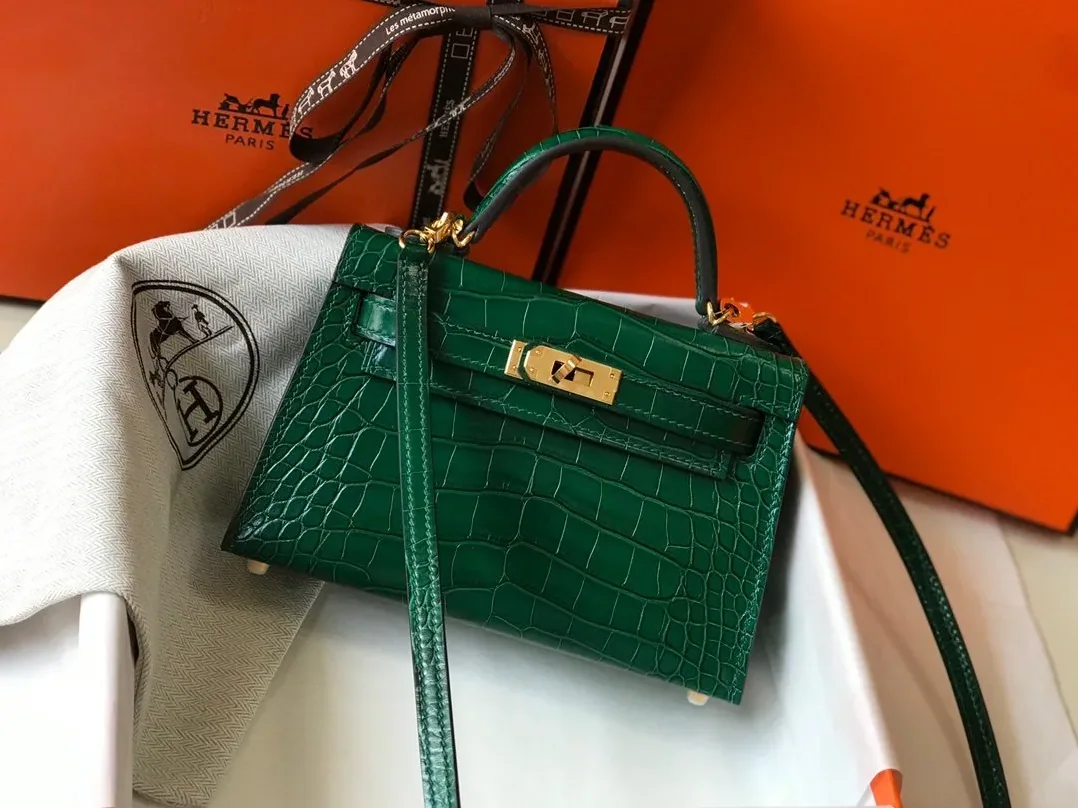 Hermes Mini Kelly 19 Green Crocodile Bag