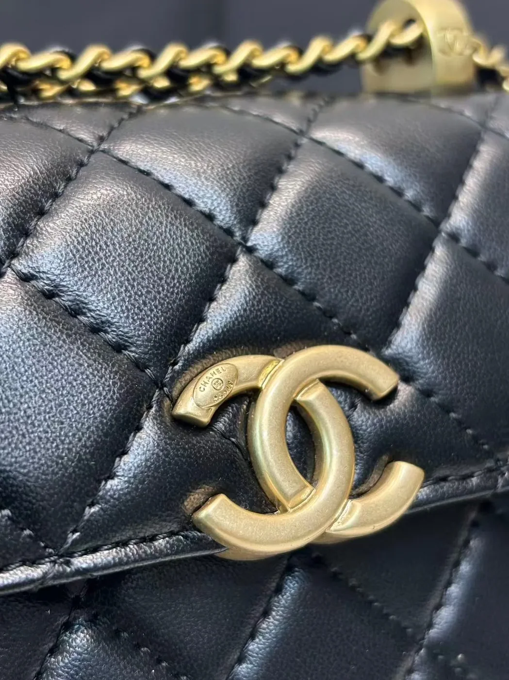Chanel CO-CO Clutch With Chain in Gold Toned Hardware Black Chanel CO-CO Clutch With Chain in Gold Toned Hardware Black