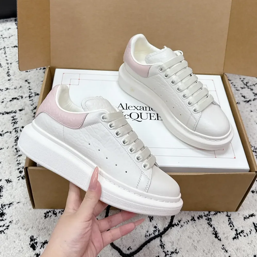 Alexander Mcqueen Oversized Sneaker in Off White for Unisex in Pink
