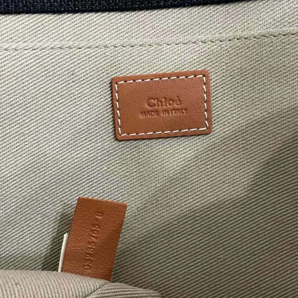 Chloe Medium Woody Tote Bag for Women in Black
