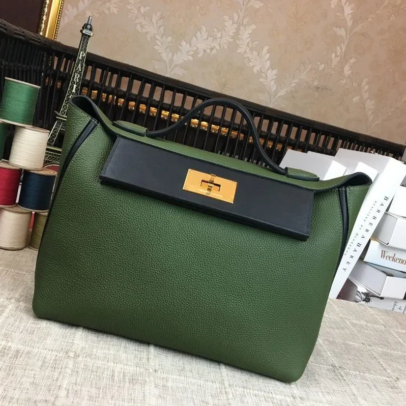 Hermes Clemence Swift Green Gold Toned Hardware Hermes Clemence Swift Green Gold Toned Hardware