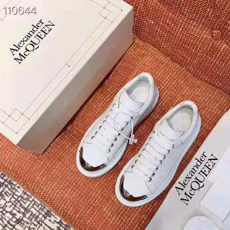 Alexander McQueen Oversized Sneaker White Calf Leather Lace for Unisex in up Sneaker Alexander McQueen Oversized Sneaker White Calf Leather Lace for Unisex in up Sneaker