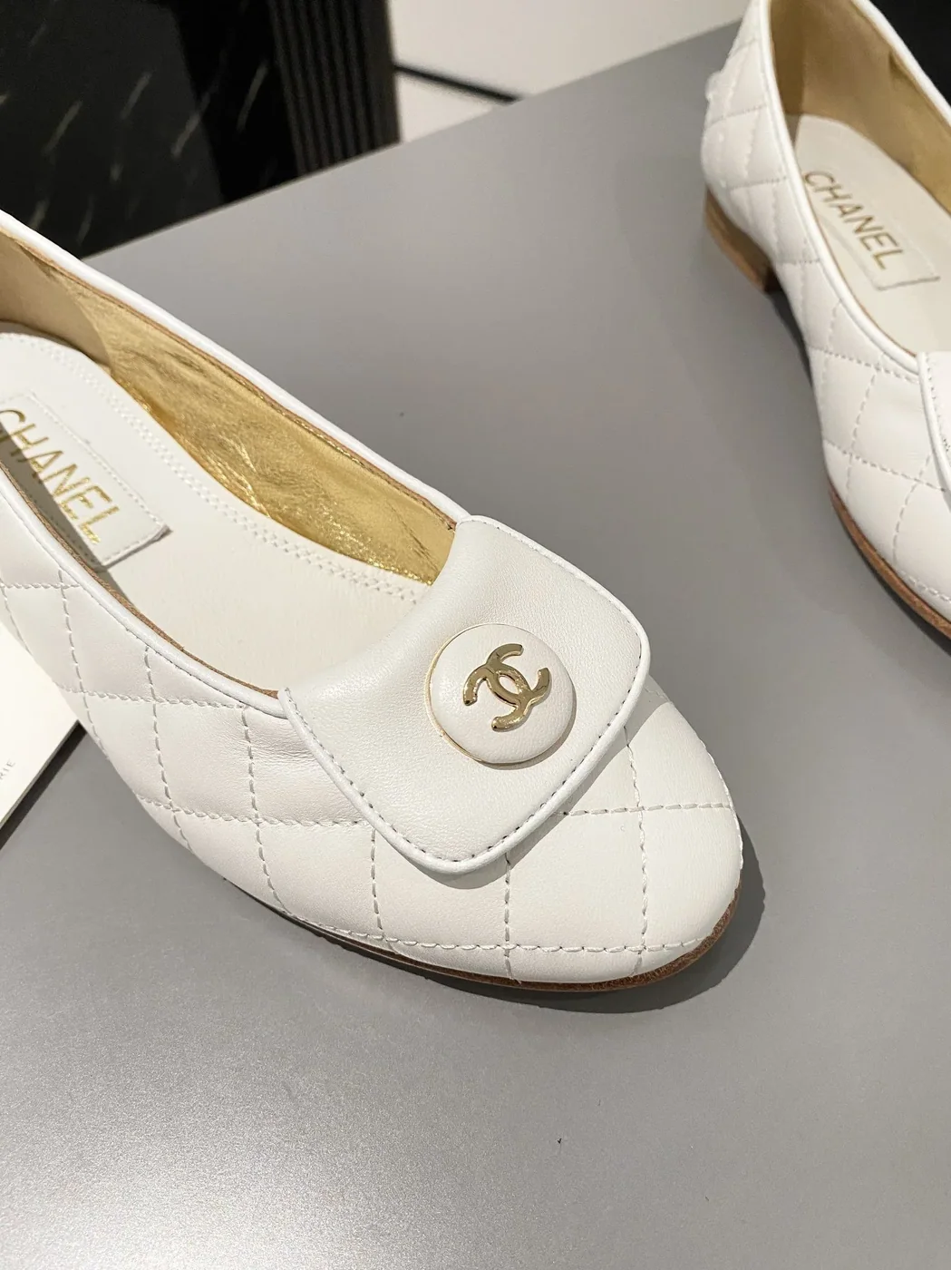 Chanel Ballet Flats White Chanel Ballet Flats White