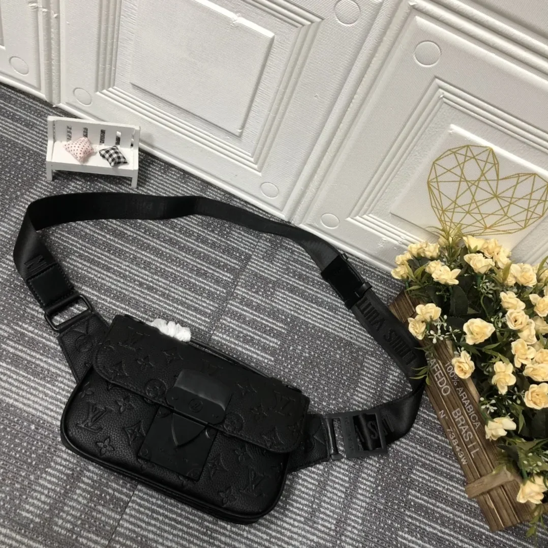 Louis Vuitton S Lock Sling Bag Black Louis Vuitton S Lock Sling Bag Black