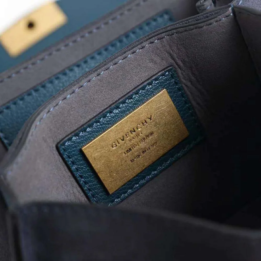 Givenchy Two-Toned Medium GV3 Bag Leather and Suede for Women in Blue Givenchy Two-Toned Medium GV3 Bag Leather and Suede for Women in Blue
