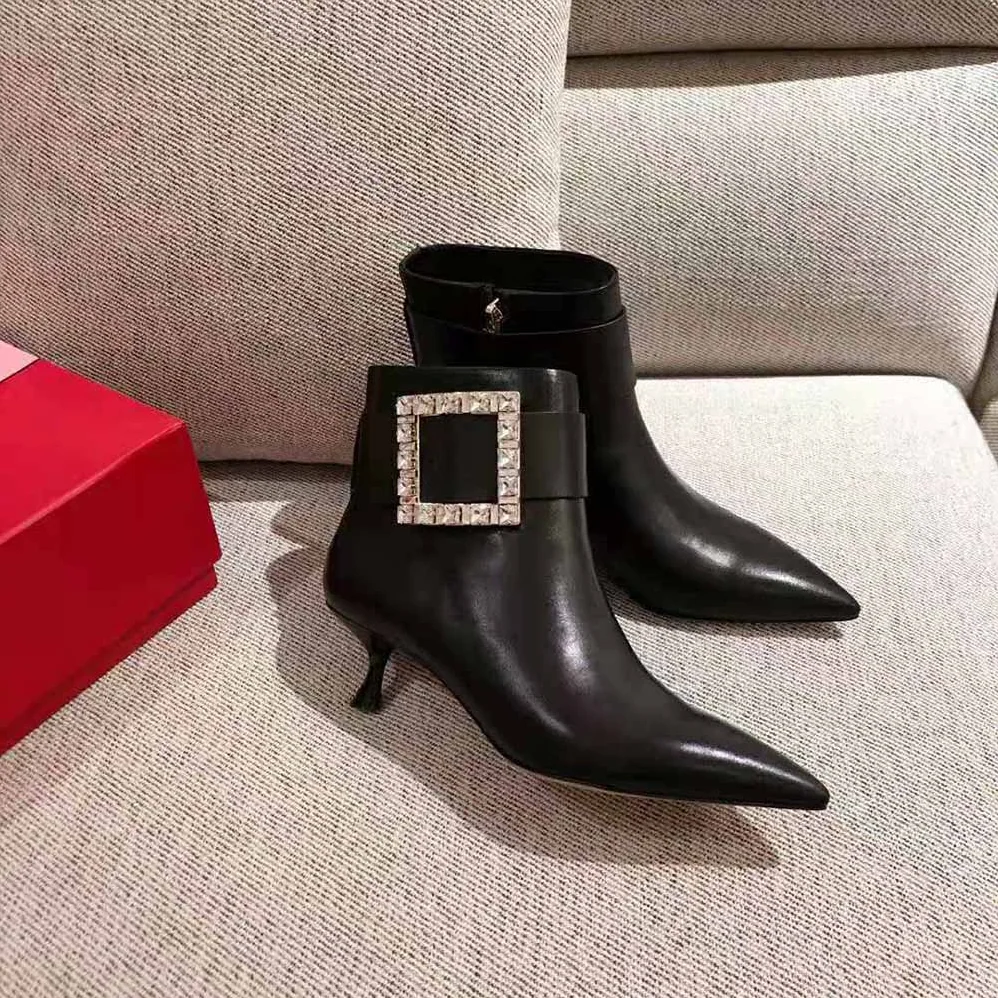 Roger Vivier Pointy Strass Buckle Booties in Leather-4.5cm Heel for Women