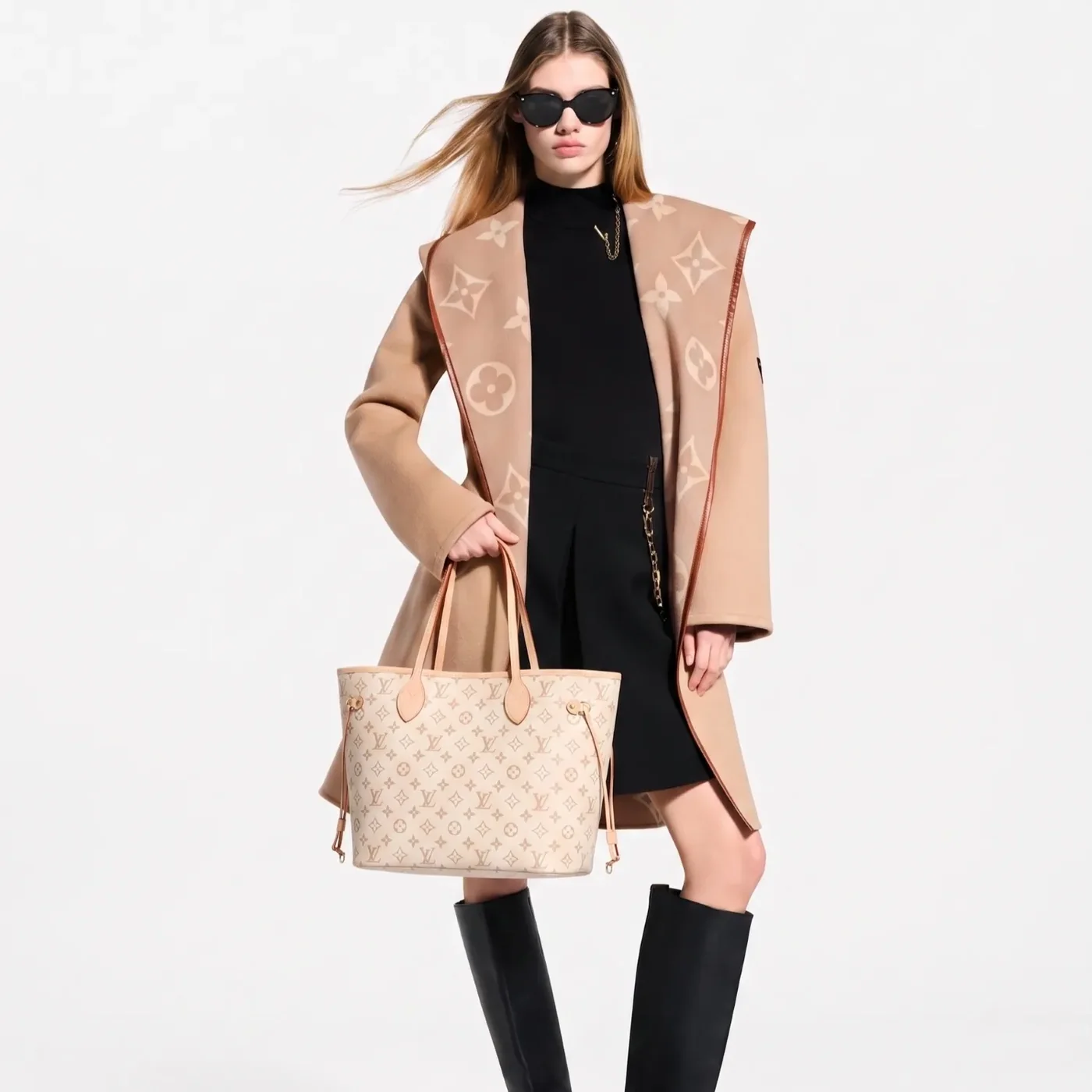 Louis Vuitton Neverfull Inside Out MM Tote Bag in Dune/ Hazelnut Gold Hardware