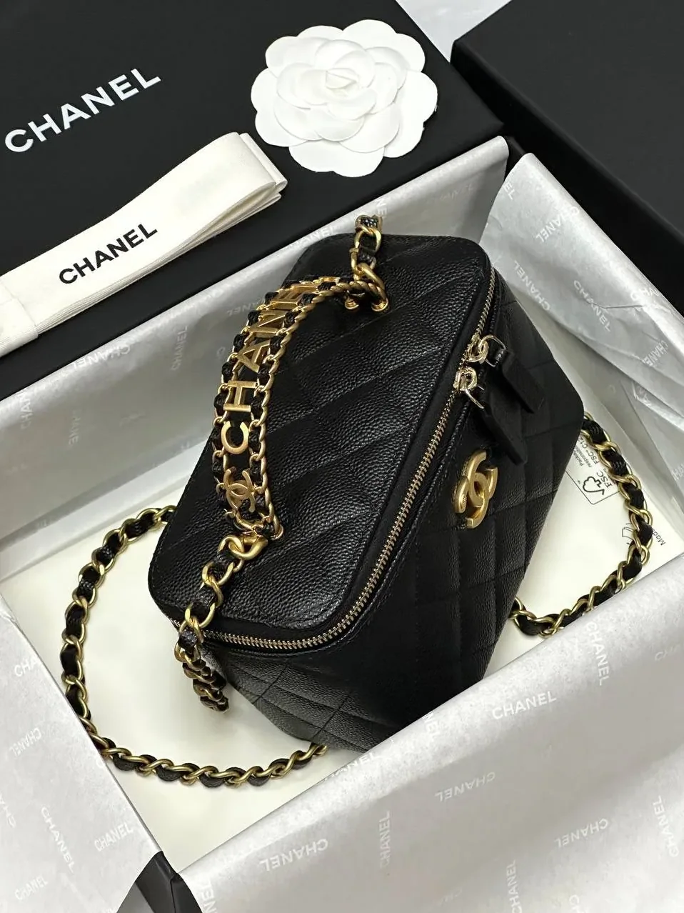 Chanel Small Vanity Case Black / Chanel Small Vanity Case Black /