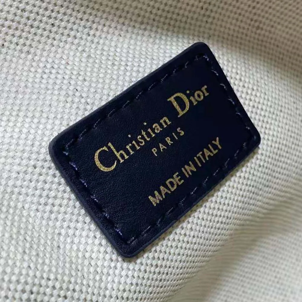 Dior Medium Diortravel Nomad Pouch Blue Dior Oblique Jacquard for Women Dior Medium Diortravel Nomad Pouch Blue Dior Oblique Jacquard for Women