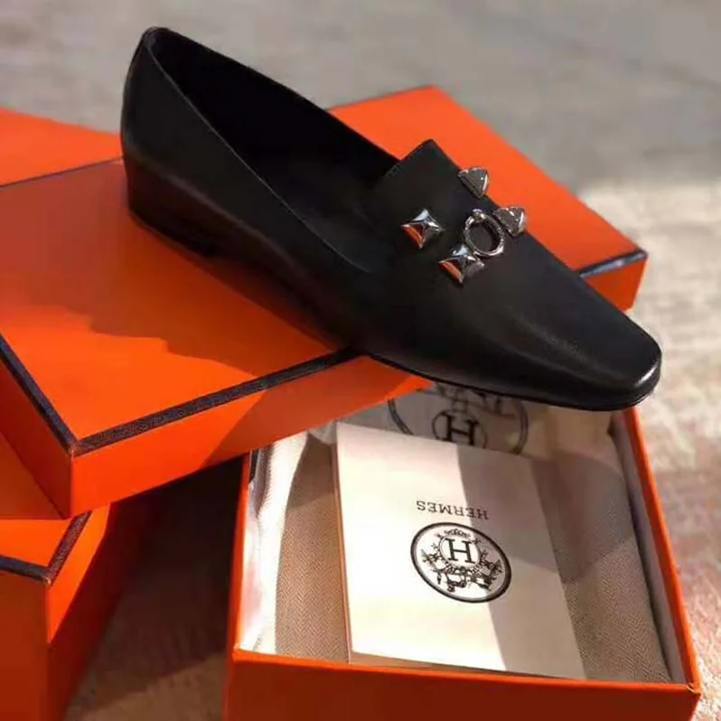 Hermes Subtil Ballerina in Goatskin with Square Toe for Women in Black