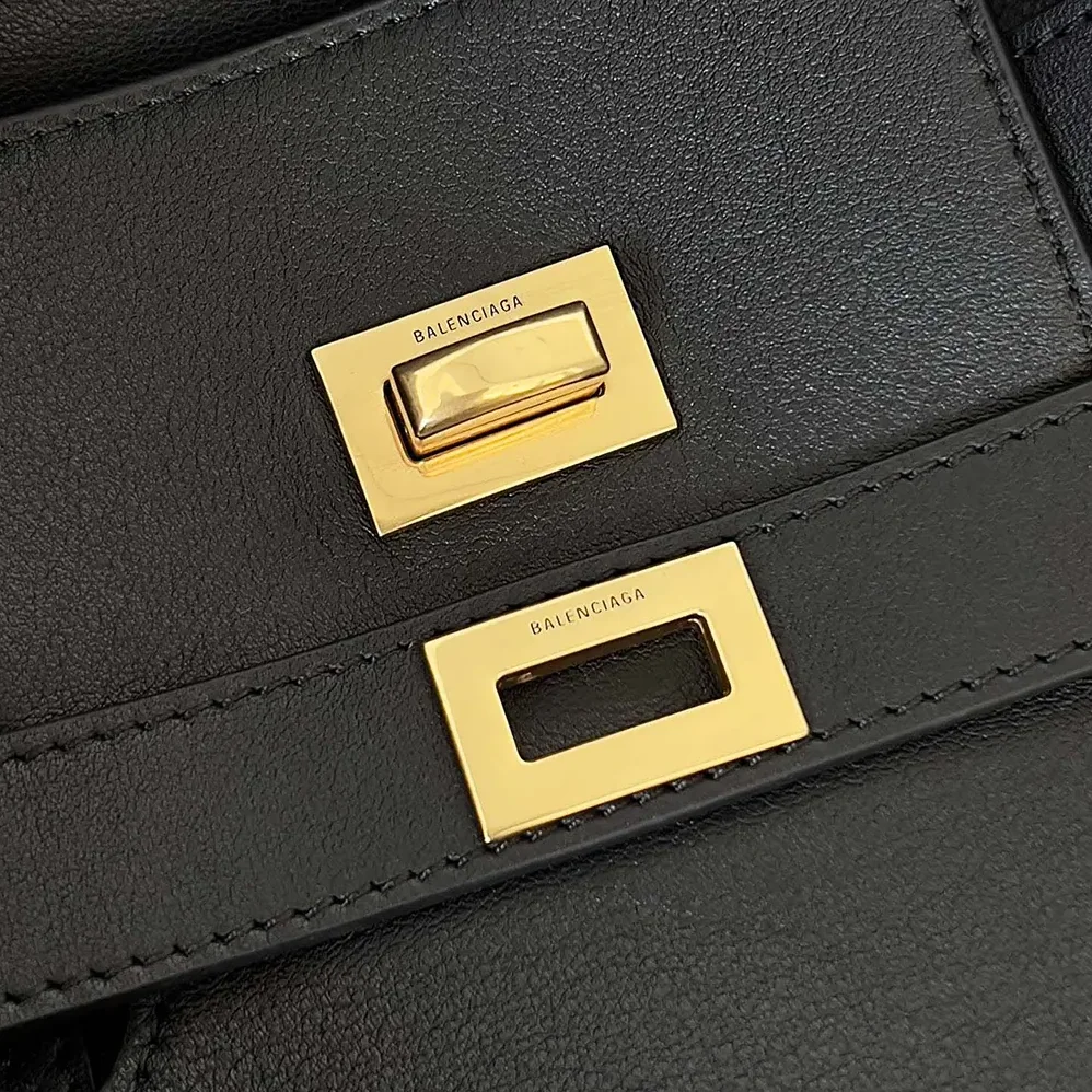 Balenciaga Bel Air Medium Carry All Bag in Black Smooth Calfskin for Women Balenciaga Bel Air Medium Carry All Bag in Black Smooth Calfskin for Women