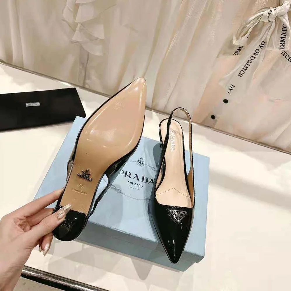 Prada Patent-Leather Slingback Pumps for Women in Black Prada Patent-Leather Slingback Pumps for Women in Black