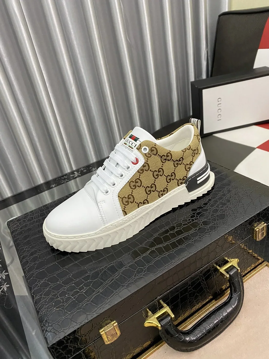 Gucci GG Ace Sneaker Yellow And White for Men