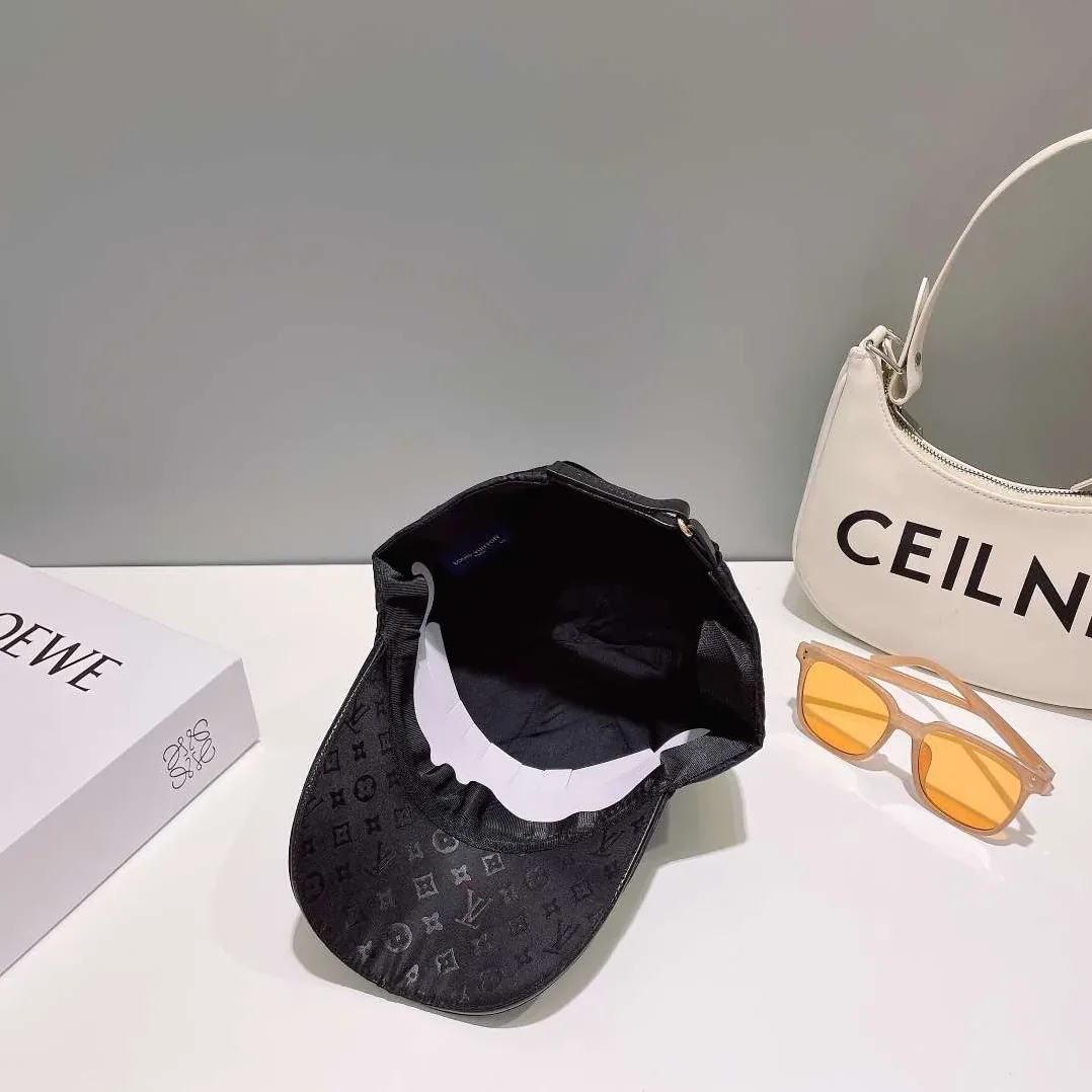 Louis Vuitton Iconic Cap Black Louis Vuitton Iconic Cap Black