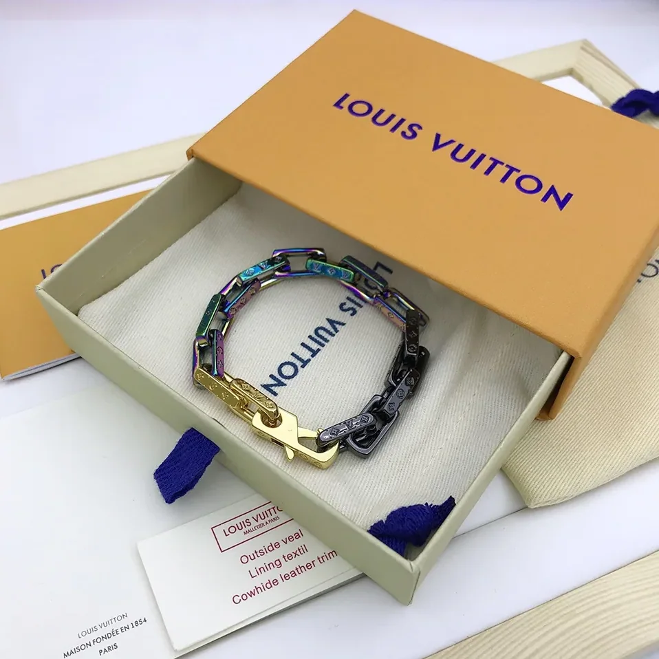 Louis Vuitton Engraved Monogram Chain Bracelet Multicolor Hardware Louis Vuitton Engraved Monogram Chain Bracelet Multicolor Hardware