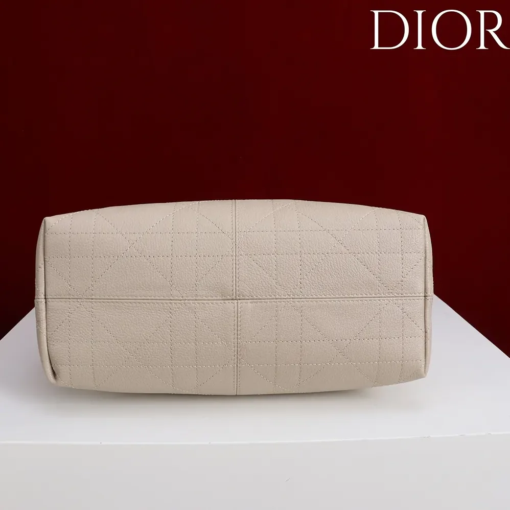 Dior Medium Dior Voyage Bag Powder Beige Flat Macrocannage Grained Calfskin for Women Dior Medium Dior Voyage Bag Powder Beige Flat Macrocannage Grained Calfskin for Women
