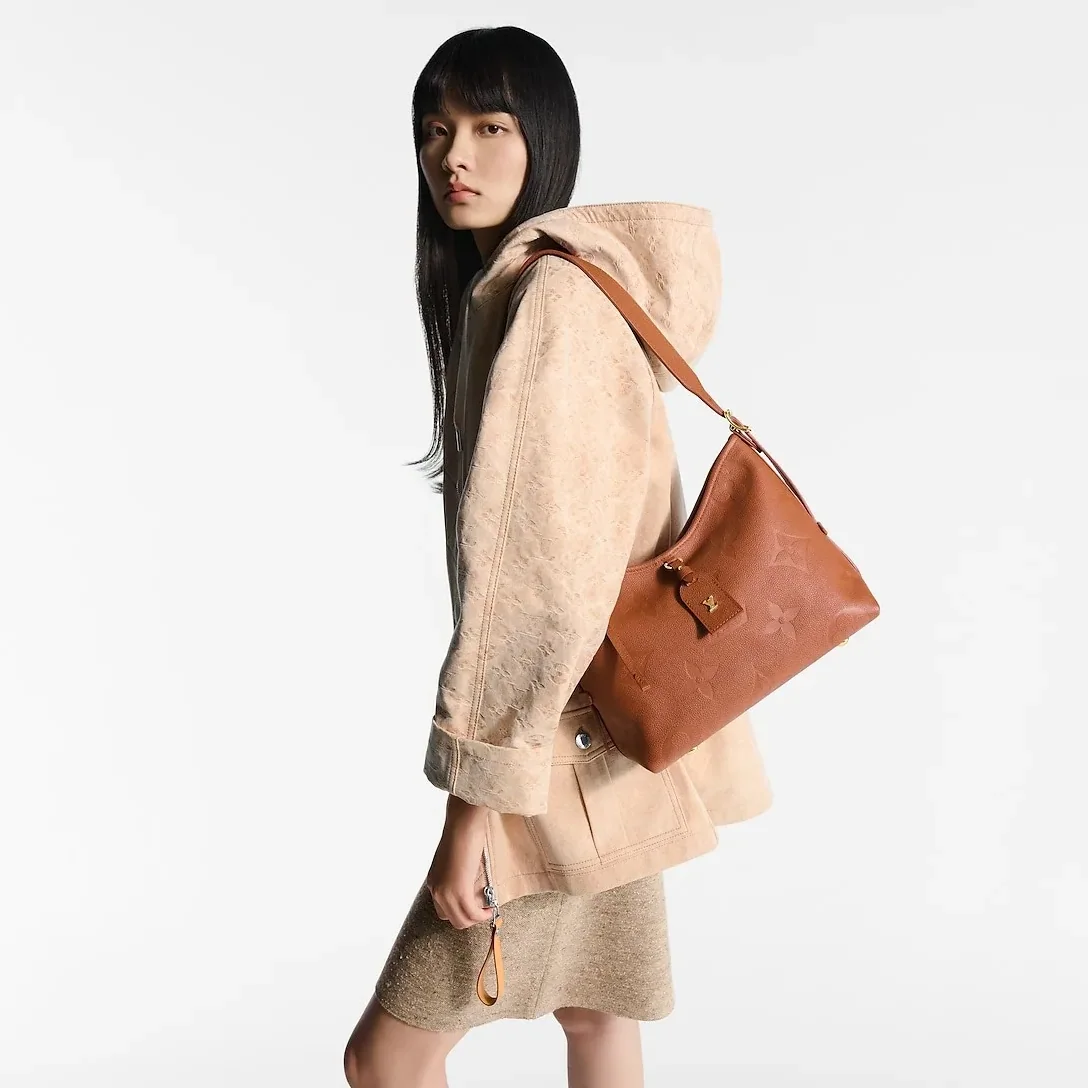 Louis Vuitton CarryAll PM Shoulder Bag in Cognac Brown Gold Hardware