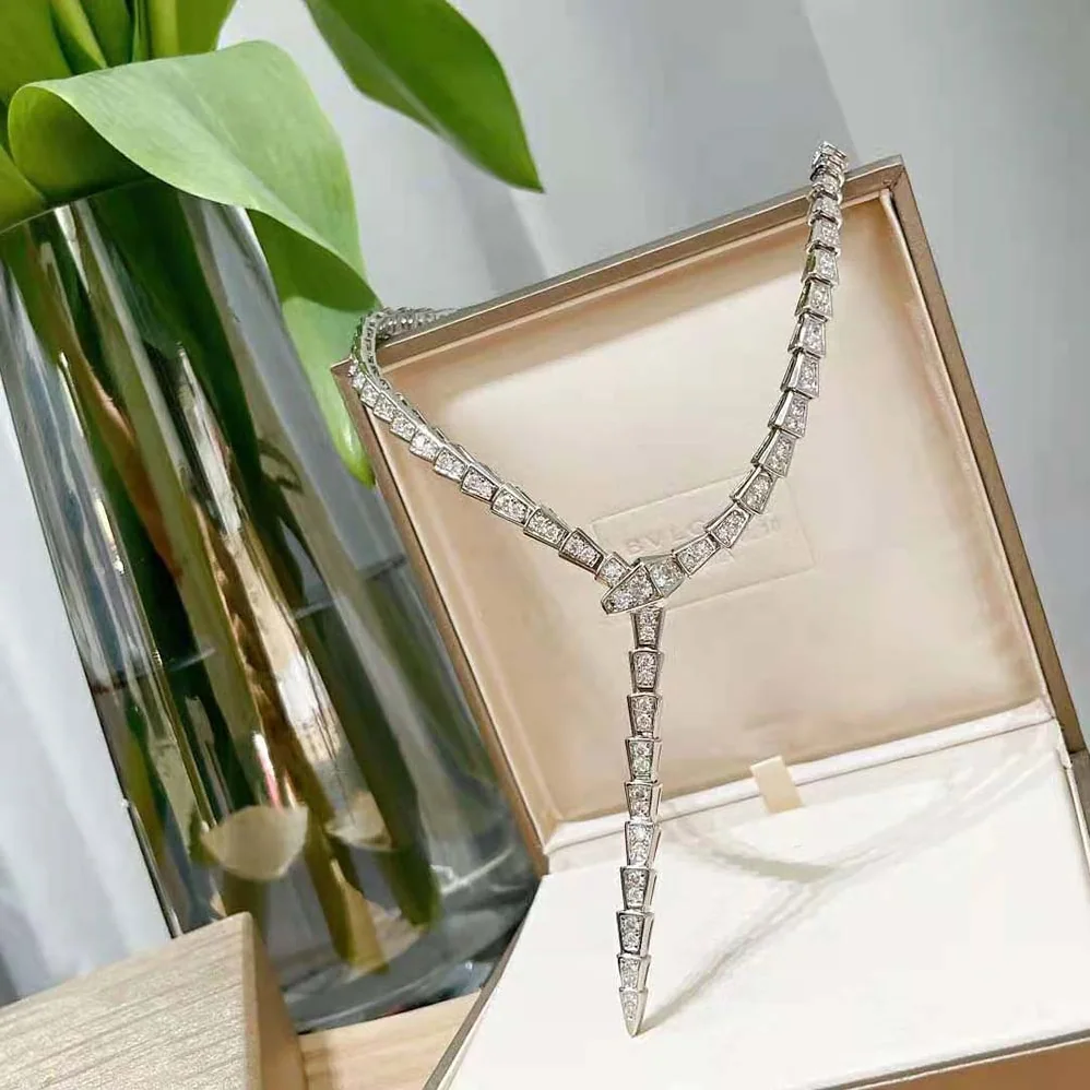 Bvlgari Serpenti Viper Slim Necklace in 18 kt White Gold for Women
