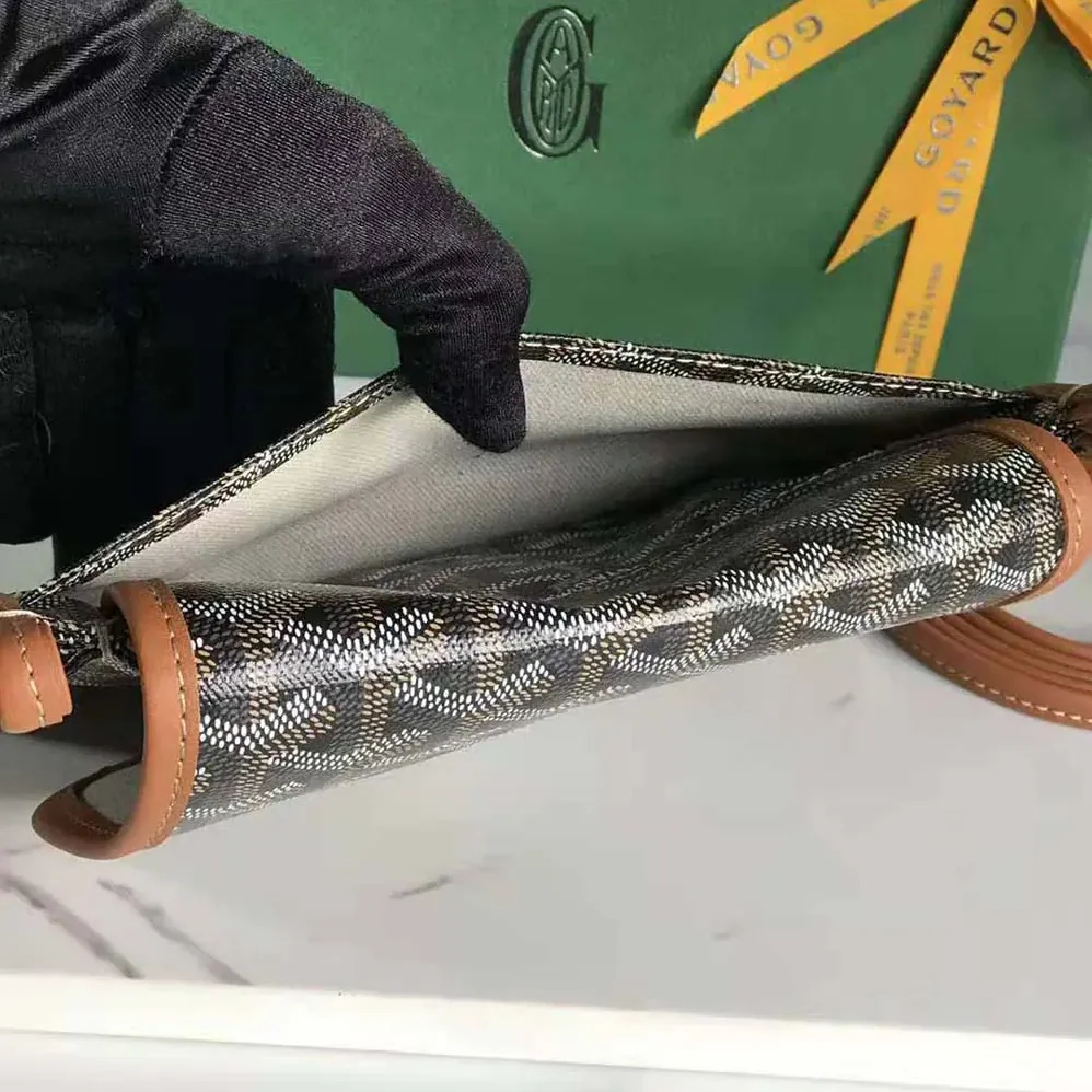 Goyard Plumet Pocket Wallet for Women in Brown