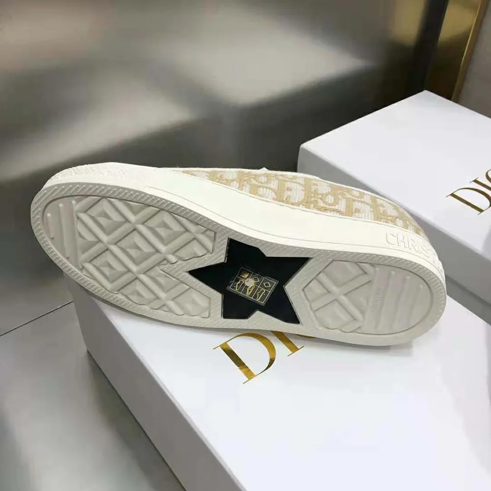 Dior Walk'N'Dior Sneaker Gold-Tone Dior Oblique Cotton with Metallic Thread Embroidery for Women Dior Walk'N'Dior Sneaker Gold-Tone Dior Oblique Cotton with Metallic Thread Embroidery for Women
