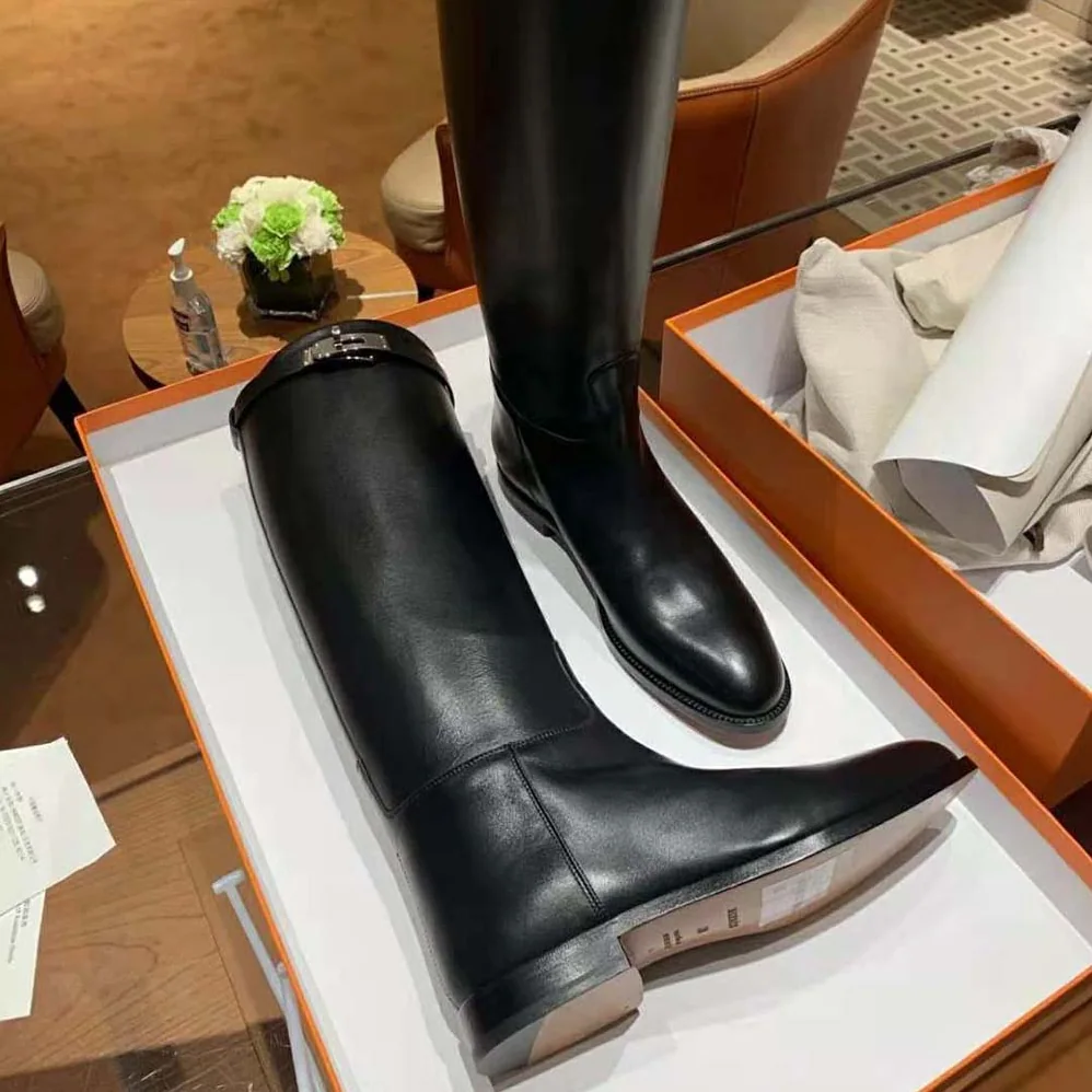 Hermes Jumping Boot in Box Calfskin for Women in Black Hermes Jumping Boot in Box Calfskin for Women in Black