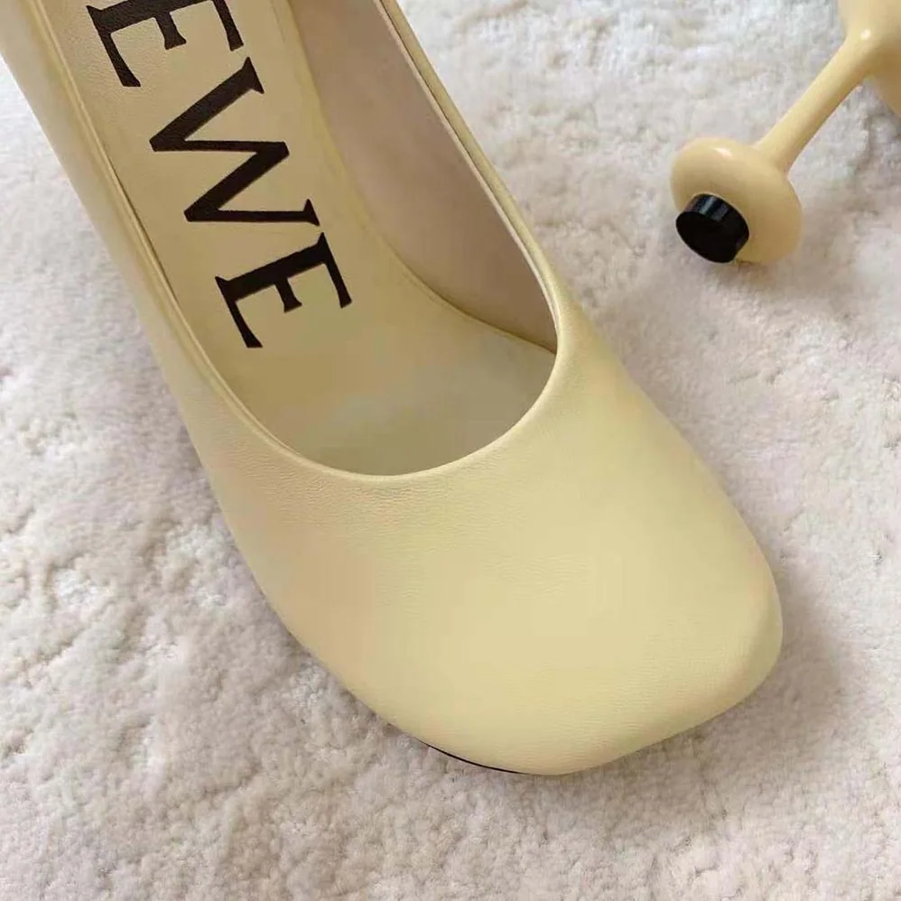 Loewe Toy Pump in Goatskin for Women in Yellow Loewe Toy Pump in Goatskin for Women in Yellow