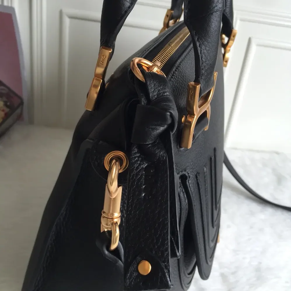 Chloe Marcie Bag in Grained Leather for Women in Black Chloe Marcie Bag in Grained Leather for Women in Black