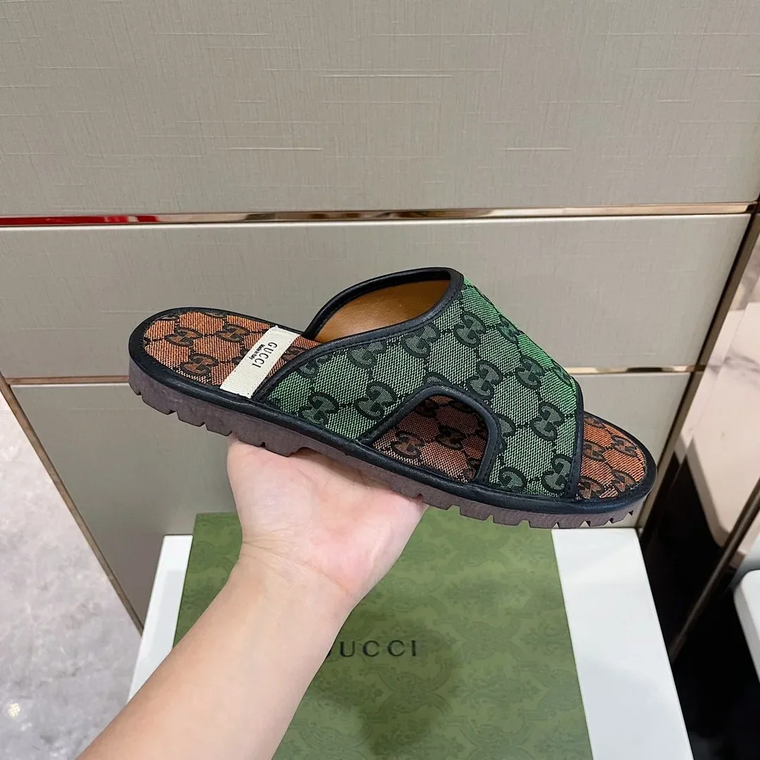 Gucci GG Supreme Slide Sandal Orange And Green for Men Gucci GG Supreme Slide Sandal Orange And Green for Men