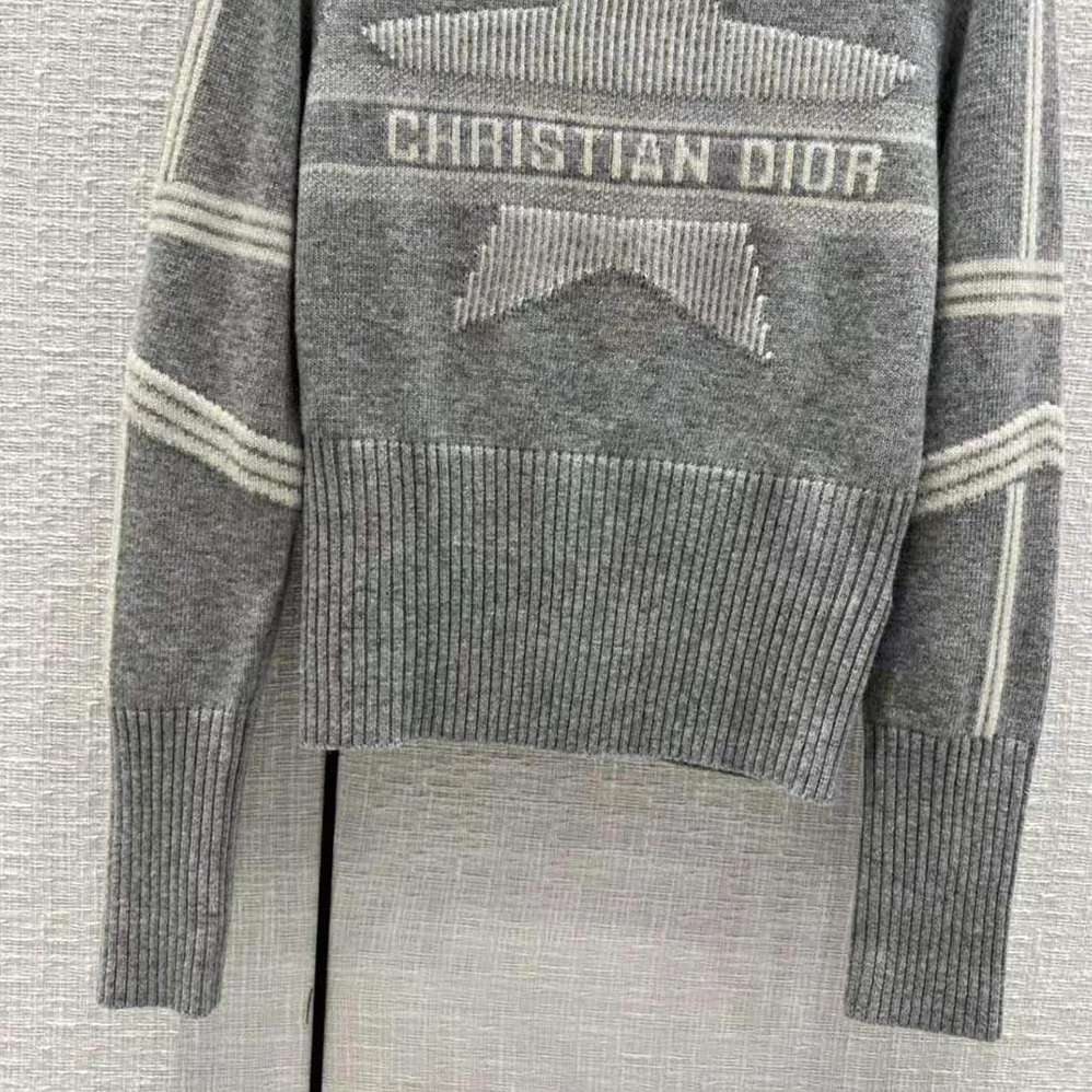 Dior Dioralps Stand-Collar Sweater Gray and White Three-Tone Dior Star Wool and Cashmere Knit for Women Dior Dioralps Stand-Collar Sweater Gray and White Three-Tone Dior Star Wool and Cashmere Knit for Women