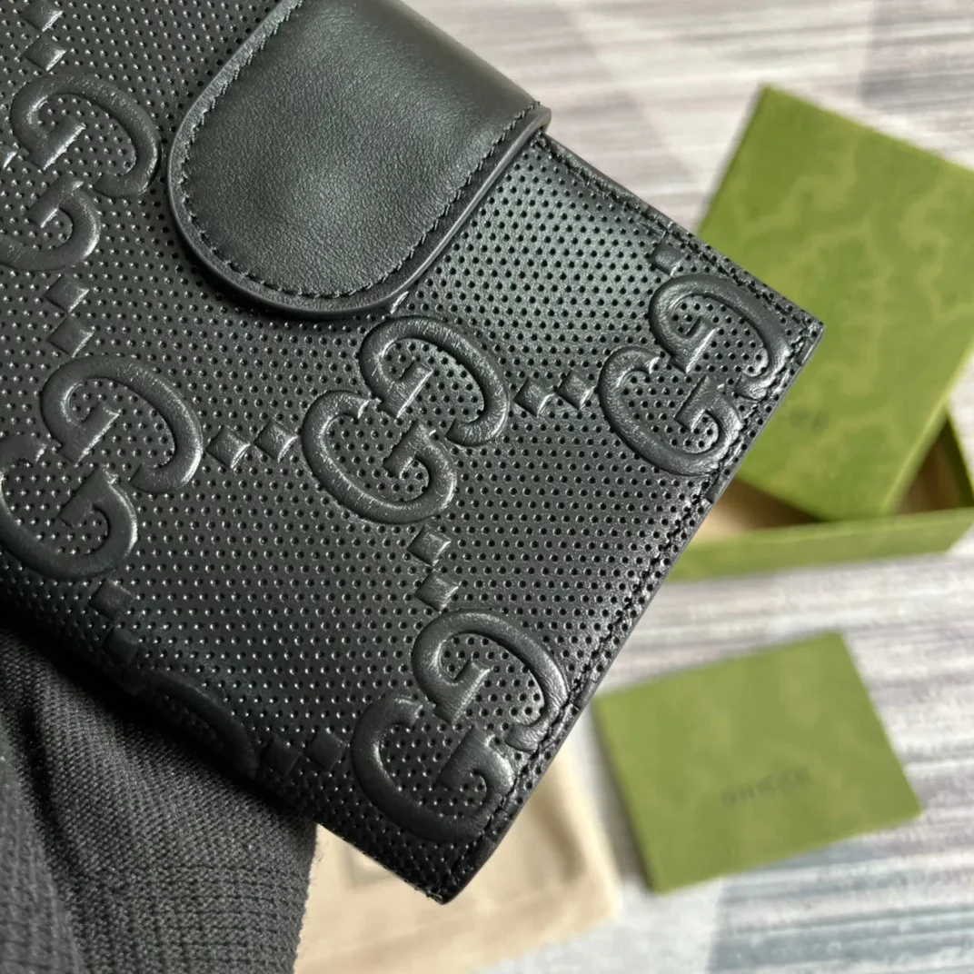 GG Embossed Passport Case Black /