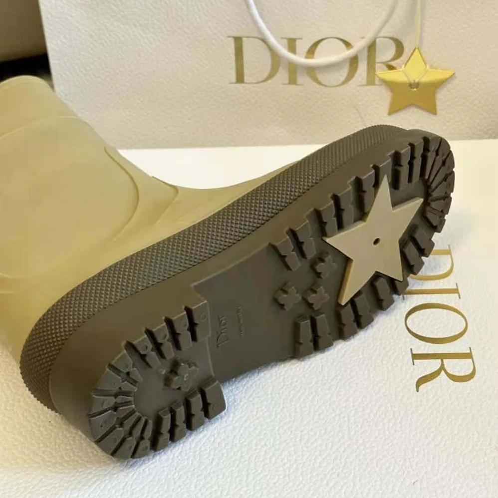 Dior Diorunion Rain Boot Beige and Brown Two-Tone Rubber with Dior Union Motif for Women Dior Diorunion Rain Boot Beige and Brown Two-Tone Rubber with Dior Union Motif for Women