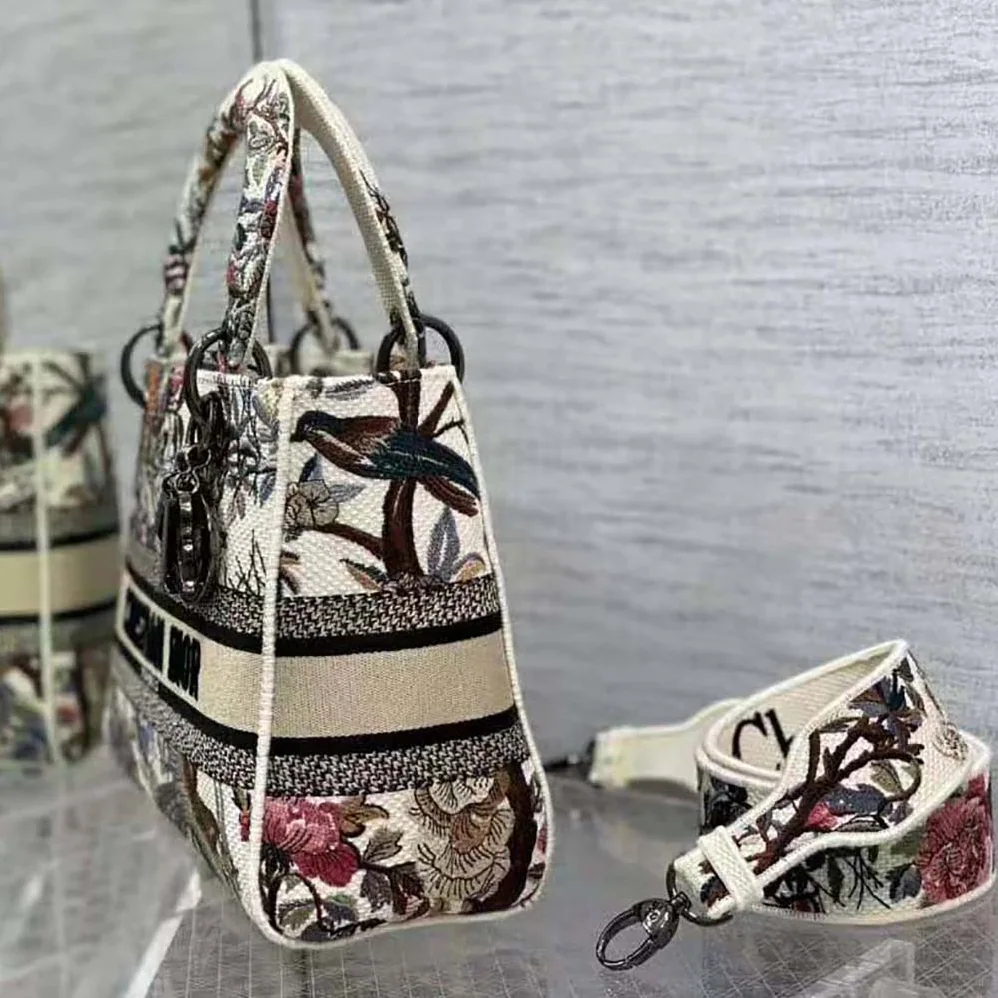 Dior Medium Lady D-lite Bag Ecru Multicolor Dior Jardin D'Hiver Embroidery for Women
