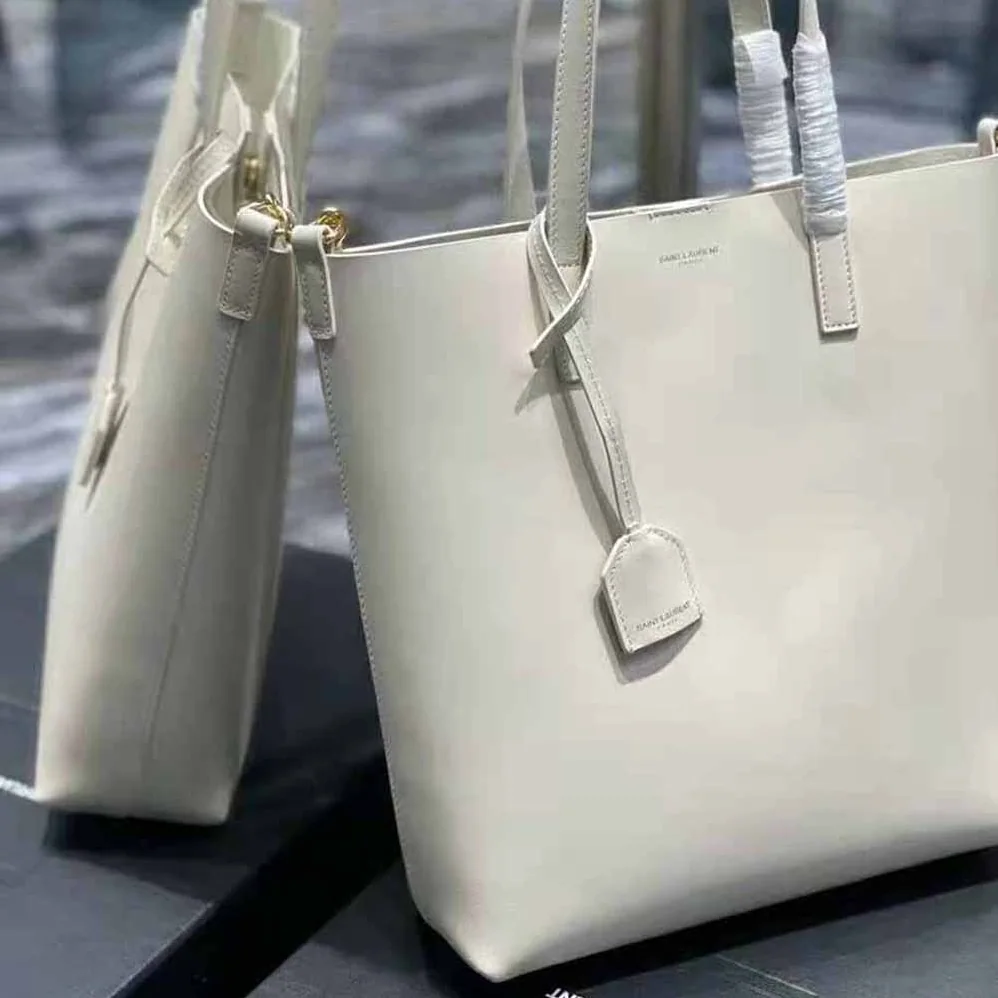 Saint Laurent YSL Saint Laurent Toy Shopping Bag in Supple Leather for Women Saint Laurent YSL Saint Laurent Toy Shopping Bag in Supple Leather for Women