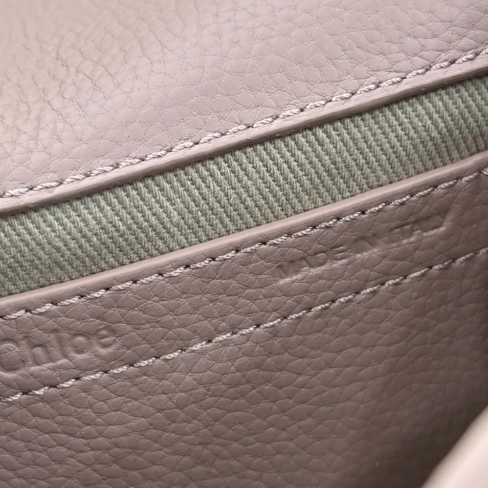 Chloe Marcie Saddle Bag is Crafted Leather for Women Chloe Marcie Saddle Bag is Crafted Leather for Women