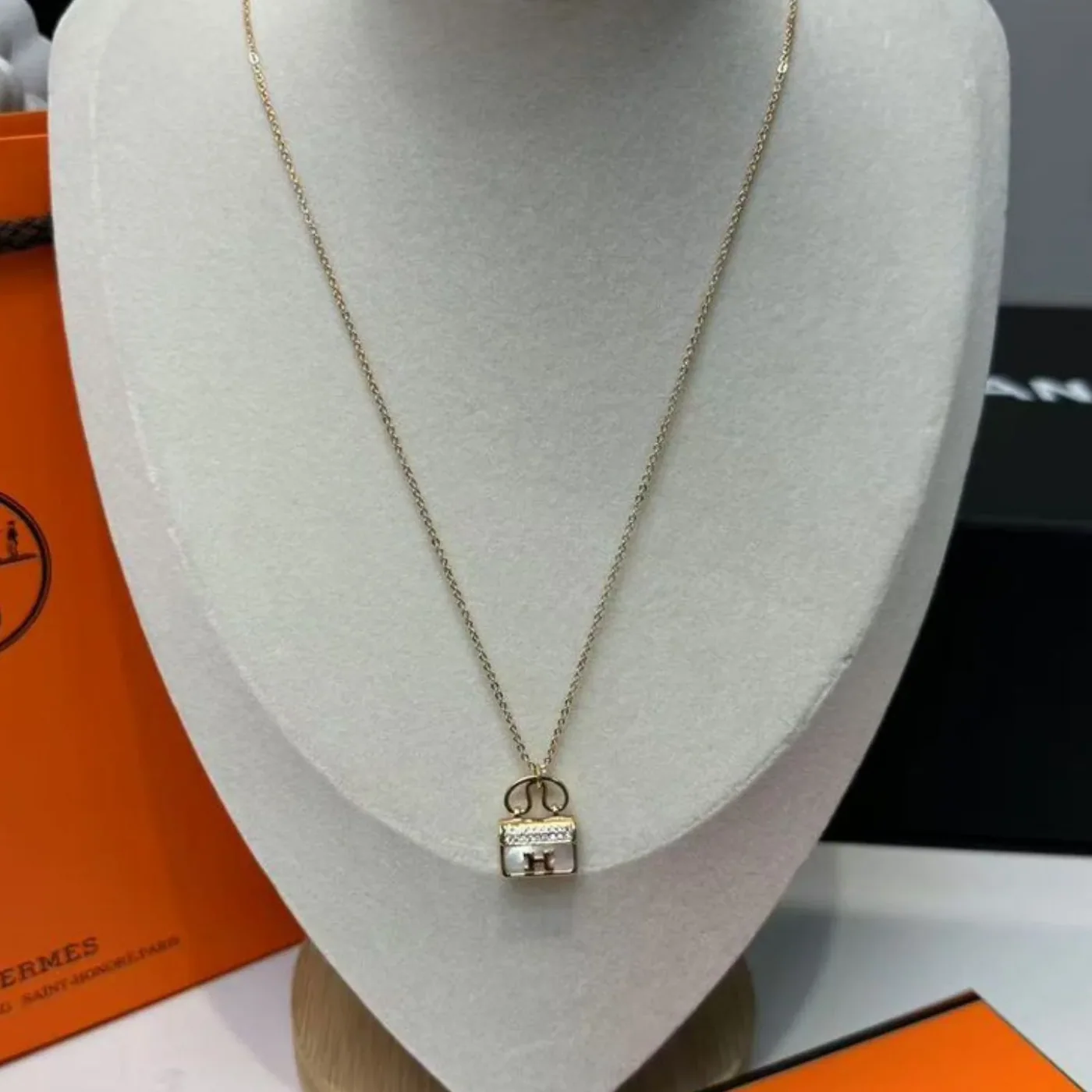 Hermes Amulettes Constance Necklace Gold Tone Hermes Amulettes Constance Necklace Gold Tone