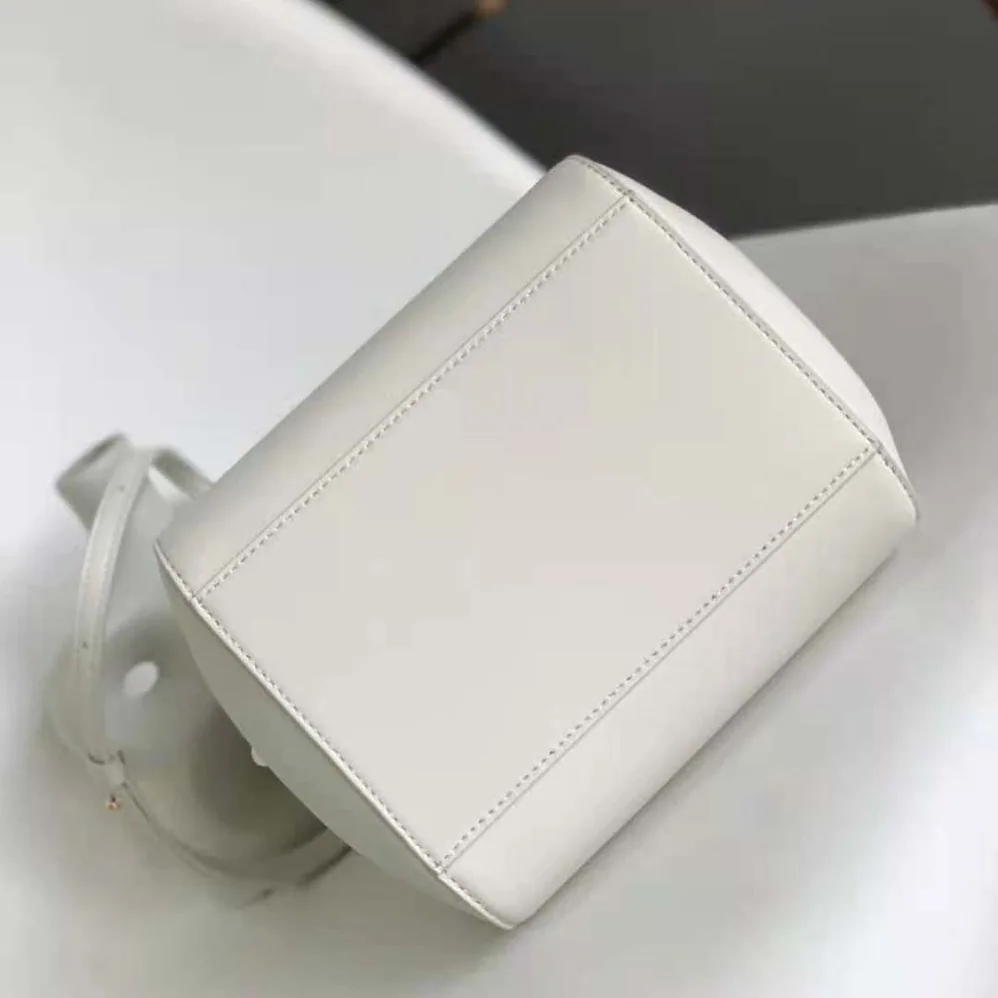 Loewe Hammock Nugget Bag in Nappa Calfskin for Women in White Loewe Hammock Nugget Bag in Nappa Calfskin for Women in White