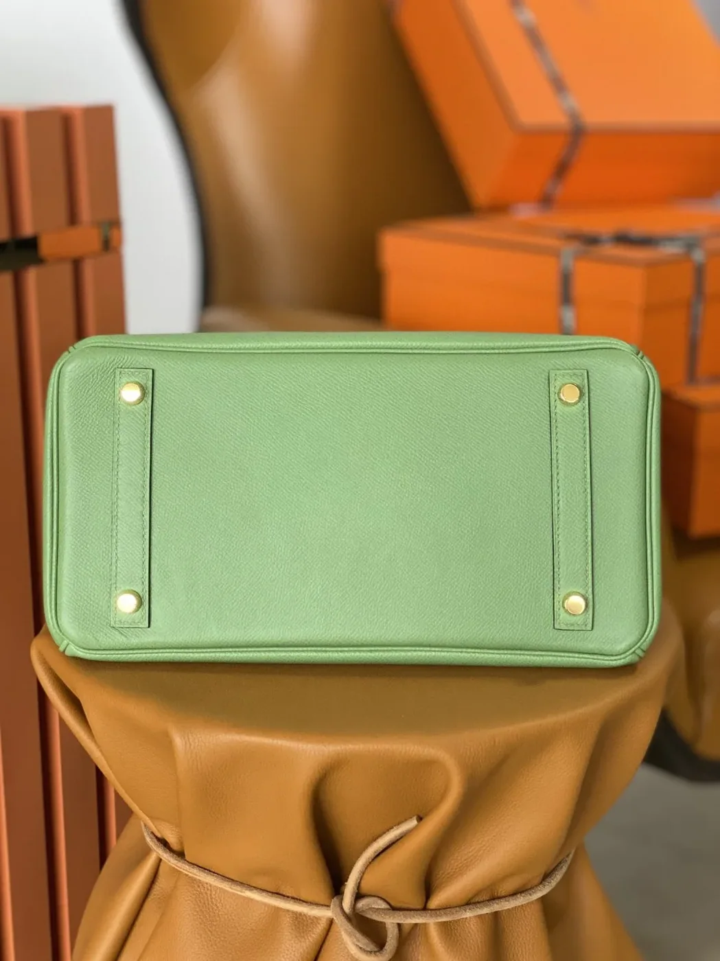 Hermes Birkin Top Handle Bag / Nata Swift Green Gold Hardware