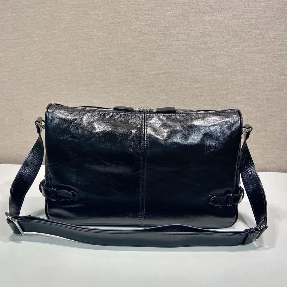 Prada Leather Shoulder Bag for Women in Black Prada Leather Shoulder Bag for Women in Black