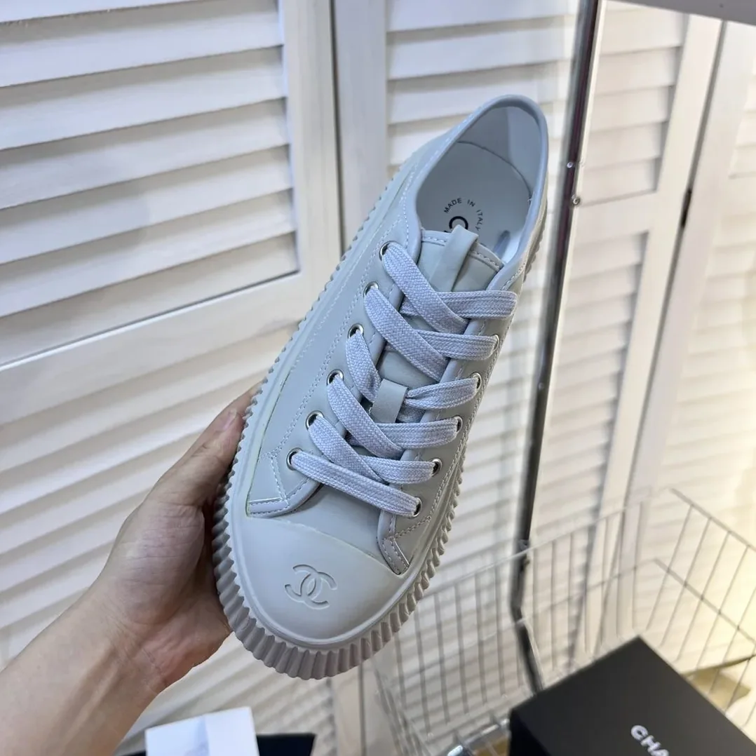 Chanel Gutdzu Sneakers White