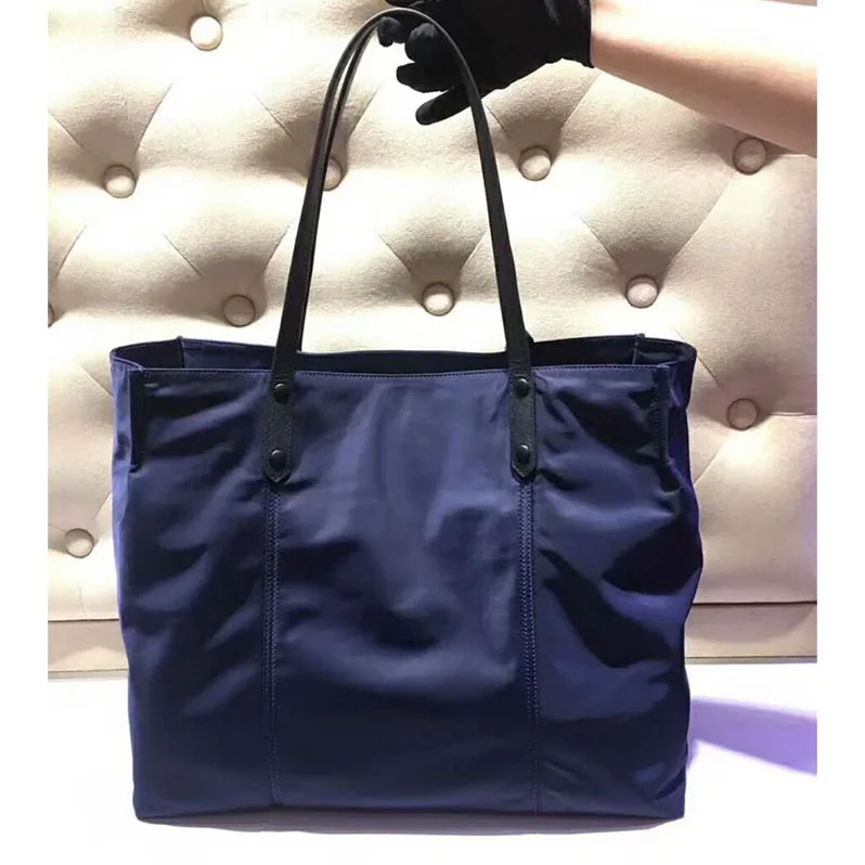 Prada Large Etiquette Nylon Bag for Women in Black Prada Large Etiquette Nylon Bag for Women in Black