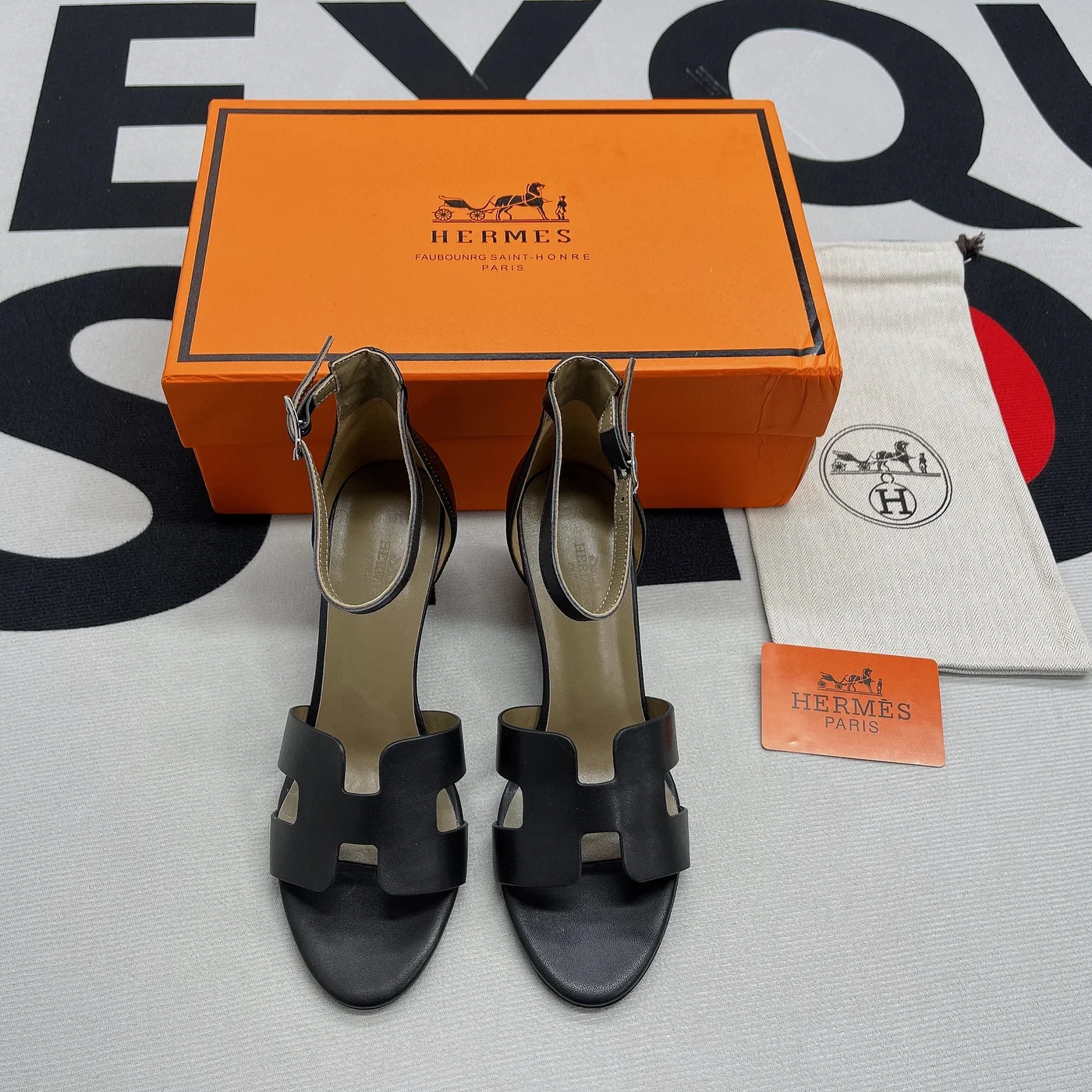 Hermes Legend Sandals Calfskin Leather Spring in Summer Collection Noir Hermes Legend Sandals Calfskin Leather Spring in Summer Collection Noir