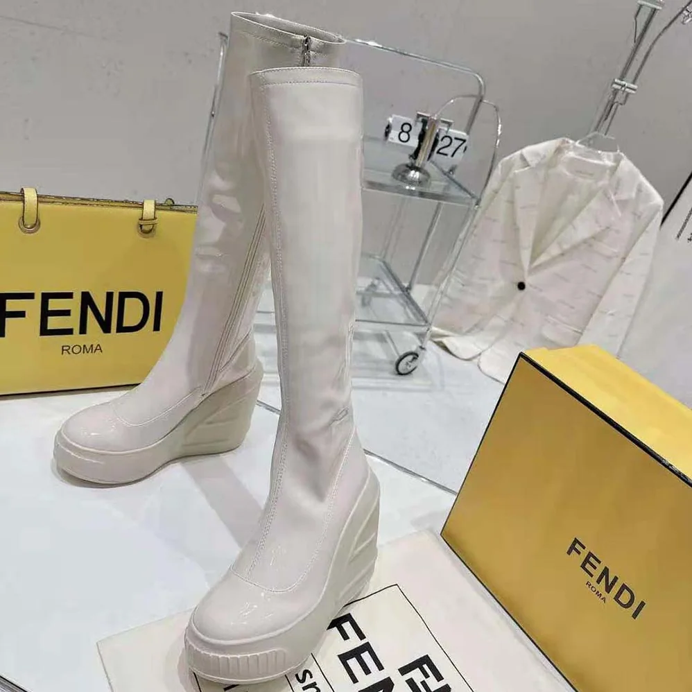 Fendi Fashion Show White Patent Leather Boots for Women Fendi Fashion Show White Patent Leather Boots for Women