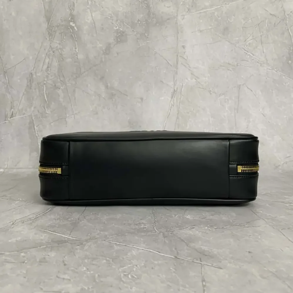 Miu Miu Beau Leather Top-handle Bag for Women in Black Miu Miu Beau Leather Top-handle Bag for Women in Black