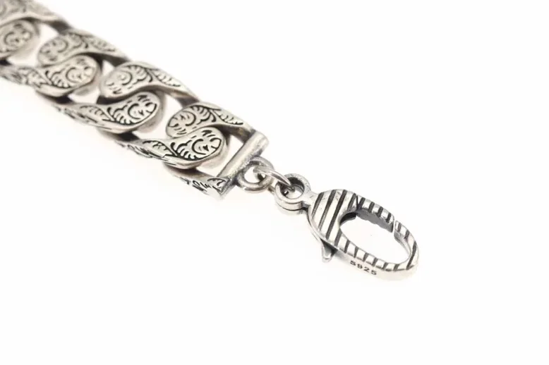 Gucci Interlocking G Chain Bracelet Silver Tone Gucci Interlocking G Chain Bracelet Silver Tone