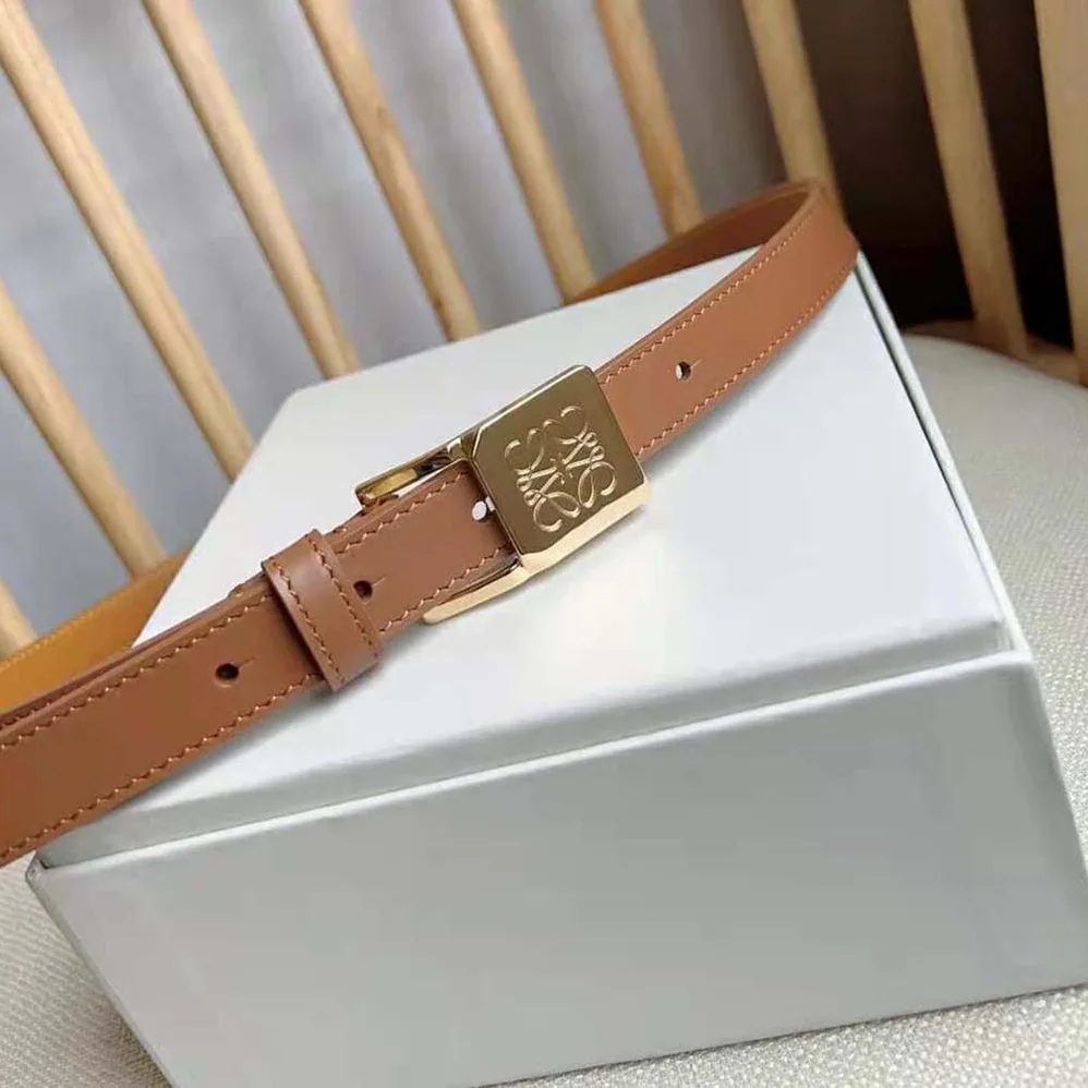 Loewe Amazona Padlock Belt in Smooth Calfskin for Women Loewe Amazona Padlock Belt in Smooth Calfskin for Women