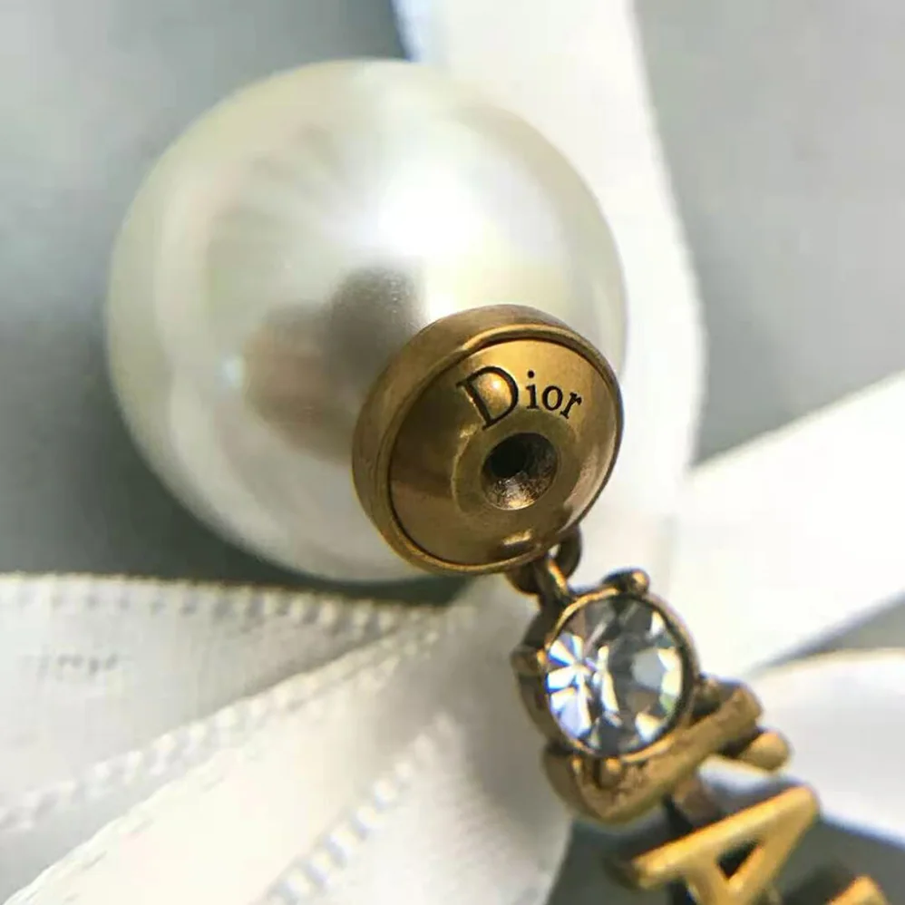 Dior Tribales Earrings Antique Gold for Women in Finish Metal Dior Tribales Earrings Antique Gold for Women in Finish Metal