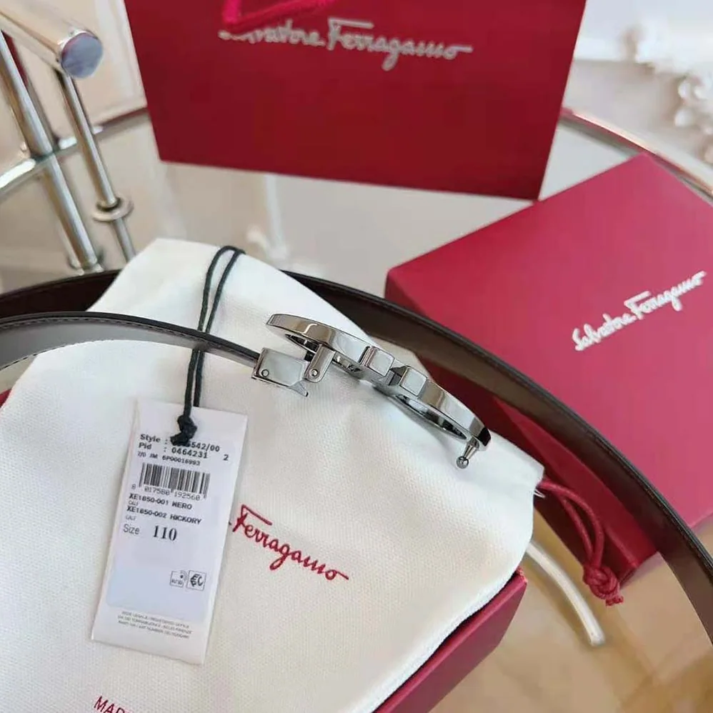 Salvatore Ferragamo Reversible and Adjustable Gancini Belt for Men in Black