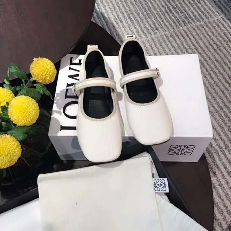 Loewe Babies Ballerina in Calfskin Leather with Loewe Jacquard Grosgrain Detail for Women in White Loewe Babies Ballerina in Calfskin Leather with Loewe Jacquard Grosgrain Detail for Women in White